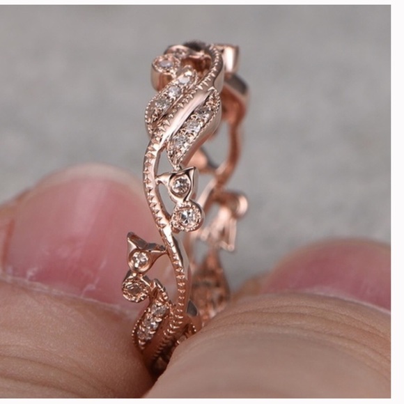 🌺 Rose Gold Filled Topaz Floral Vine Ring - Picture 2 of 3
